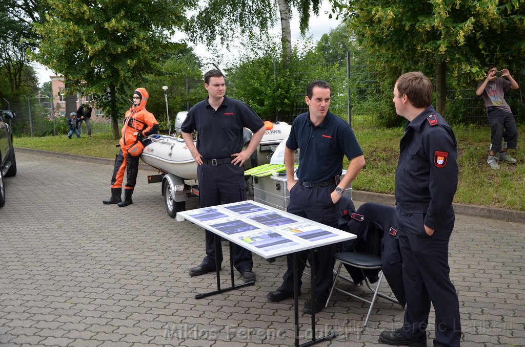 Tag der Offenen Tuer BF Koeln Weidenpesch Scheibenstr P133.JPG